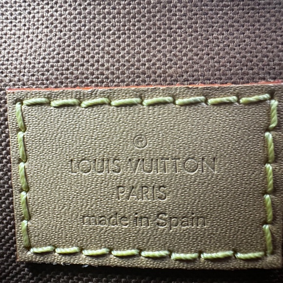 Louis Vuitton Fold Me Pouch - Original LV print - Picture 8 of 12